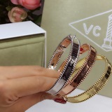 Высококачественная версия с точным воспроизведением деталей VCA [Сердце] Браслет