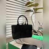 Фотографии реальной упаковки подарочного набора | Сумка BV tote с маленькой сумк