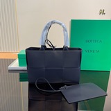 Складная подарочная коробка Bottega veneta, подходящая для весны, лета, осени и 