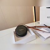 Популярность Celine не спадает, продолжая расти, LV, Gucci, Dior, Fendi в стиле 