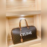 Celine VOYAGE TRIOMPHE Дорожная сумка с собственным стилем.
