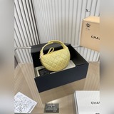 Сарафан Chanel с полукруглой ручкой. Давайте, дамы! Chanel действительно превосх