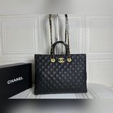 Высокое качество Chanel, фотография реального товара. Мягкая сумка из телячьей к