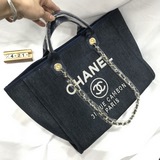 Chanel 2023 Новая модель сумки в стиле «маленький Chanel» из денима, пляжная сум