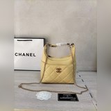 Новая коллекция 2023c от Chane： сумка-горятка из овечьей кожи： сумка-хобо с цепо