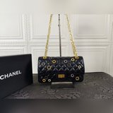 Chanel CF маленькая сумка в стиле Chanel с заклепками и монетами, подходит к люб