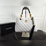 Новейшие популярные модели Chanel за рубежом. Для модных дам наступил сезон поку