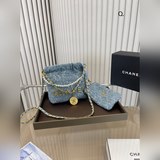 Сумка Chanel Gold Coin Shopping Bag действительно очень красивая. Высококлассный