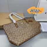 (В комплекте подарочная коробка) Coach Peanuts Snoopy серия, доступна в магазина