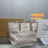 (В комплекте подарочная коробка Coach Peanuts Snoopy серии Coach, доступна для п