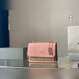 В комплекте с сумкой COACH Brynn, идеально подходит для повседневных поездок на 