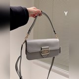 COACH/Кожаная сумка MORGAN с классическим логотипом и заклепками, размер 26,5*.