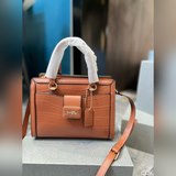 Складная коробка Coach COACH 1, новинка декабря, Coach Grace декабря.