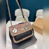 Сумка с коробкой Coach Почтальон COACH / Новая модель Почтальон с эмблемой злоде