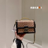 Сумка Coach с аккордеонной конструкцией | Little Monster     «Кожаная версия с о