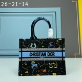 Маленькая сумка с вышивкой в виде синей буквы D, 26,5 см, BOOK TOTE. Эта сумка B