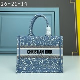 Маленькая сумка с вышивкой в виде синей буквы D, 26,5 см, BOOK TOTE. Эта сумка B