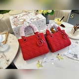 Складная подарочная коробка + маленькая звездочка-подвеска. Новинка от Dior. Ори