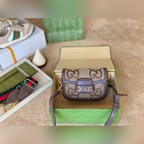 Джинсовая сумка-седло от Gucci в этот раз превосходная! Новая серия с классическ