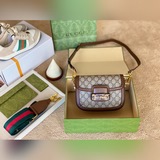 Джинсовая сумка-седло от Gucci в этот раз превосходная! Новая серия с классическ
