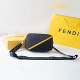 Официальный сайт Fendi. Высококачественная версия. Рюкзак. Нестареющий культовый