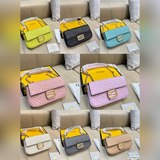 Складная коробка, король багетов Fendi, сумка-багет, Fendi остается лидером! Под