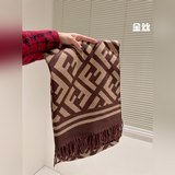 Элитный шарф из кашемира в подарочной сумке. Классический шарф Fendi из натураль
