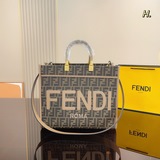 Fendi 22 новая сумка-тоут ff, рекомендуем всем. Fendi очень практична и универса