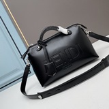 Fendi by the way Бостонская сумка, изготовлена из итальянской кожи, с лаконичным