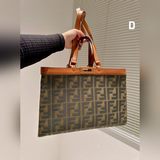 В честь 88-летия Fendi была создана коллекция Peekaboo, которая стала логичным п