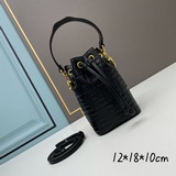 【Fendi MINI BUCKET】 Компактная, но вместительная сумка с классическим двойным ло