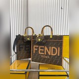 Fendi Tote Bag с высоким дизайном, подходящая для повседневного использования, д