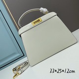 Средняя сумка Fendi Peekaboo Isieu, продолжение классической линейки сумок Peeka