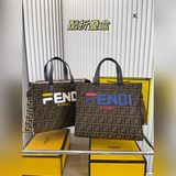 Складная сумка Fendi. Высококачественная сумка-тоут, подходящая для повседневног