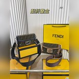 Складная сумка Fendi Box Bag — модный и элегантный аксессуар, который должен быт