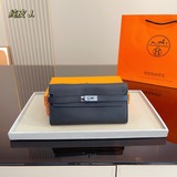 Подарочная упаковка  Hermes Kelly    Этот переделанный кошелек.