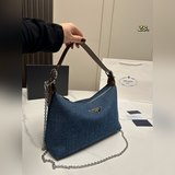 Размер (с коробкой)： 31 × 20. Новая модель сумки PRADA из денима в стиле ретро, 