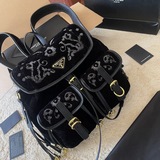 Prada / Прада 23 Новая модель высококачественной сумки-рюкзака с логотипом и фур