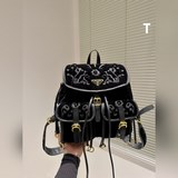 Prada / Прада 22 Новая модель высококачественной сумки-рюкзака с логотипом и ори