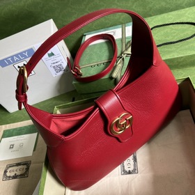 GG «Gucci Creators» (Коллекция Gucci была представлена в историче