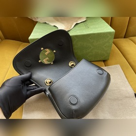 【Оригинальная кожа】 Артикул： 698643 Новая модная коллекция, в кот