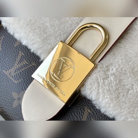 Артикул： M46318 Эта сумка BB из коллекции отличается привлекатель