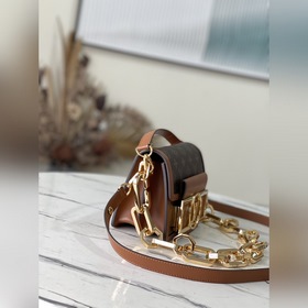 Артикул： M46538 Полностью стальная классическая сумка из новой ко
