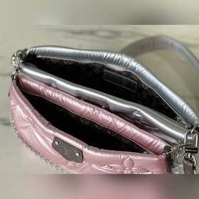 Артикул： M21056 Серебристый / Розовый Сумка изготовлена из перера