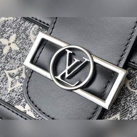 Артикул： M21458 Цвет： джинсовый (джинсовый) Эта сумка среднего ра
