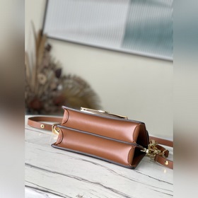 Артикул： M46537 Полностью стальная классическая сумка из новой ко