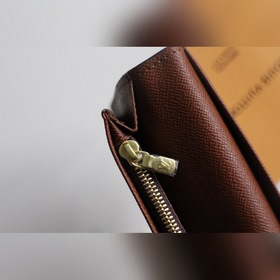 Оригинальный кошелек BRAZZA Артикул： M66540 &nbsp; Этот кошел