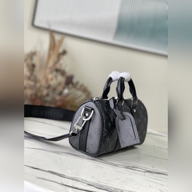 Артикул： M46271 Черный цветок. Сумка Keepall 25 изготовлена из па