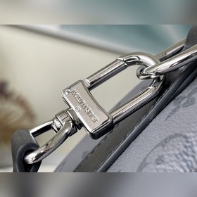 Артикул： M46271 Черный цветок. Сумка Keepall 25 изготовлена из па