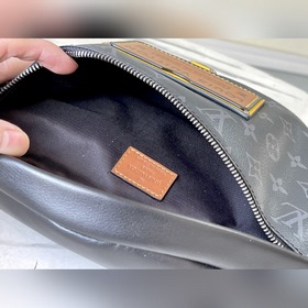 Артикул： M45220 Поясная сумка с винтажным принтом. Появившись в